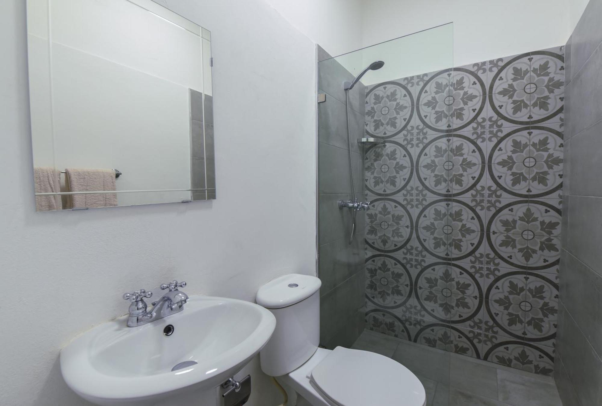 Ph 19 Guesthouse Hotel In Gazcue Santo Domingo Quarto foto